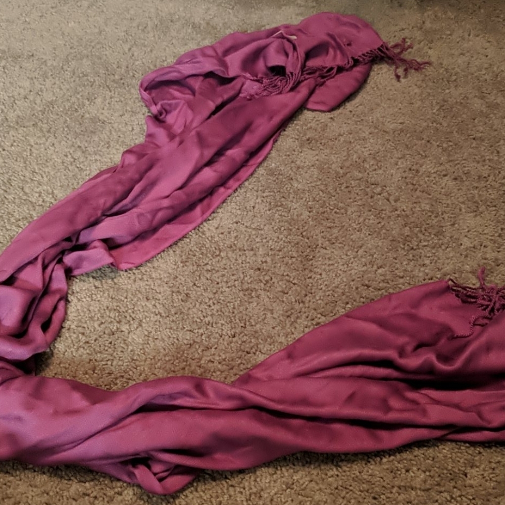 Scarf - Picture 3 of 3